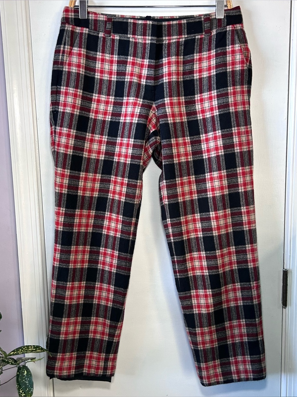 J. Crew Cafe Capri’s Women’s 6 Wool Red Black Tartan Plaid